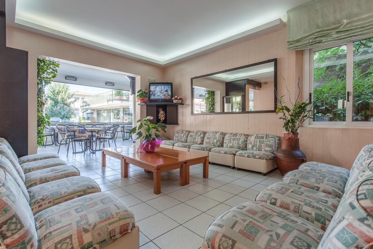 Hotel Benvenuti 加提欧马里 外观 照片